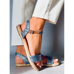 Metalické dámske sandále modrej farby s plochou podrážkou
