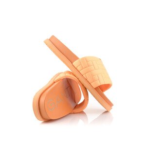ŠĽAPKY GANT MARDALE PEACH