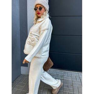 Športovo-elegantný pletený komplet BERRYS veľkosť: L/XL