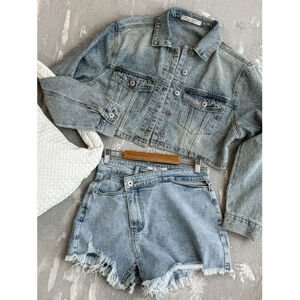 Krátky denim kabát zdobený kamienkami NOIMA veľkosť: XL