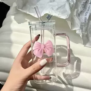 Sklenený pohár so slamkou a uzáverom, 320 ml farba: pink